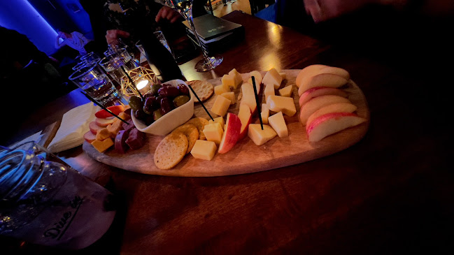 Comentarii opinii despre Xe54: a Wine & Cocktail Lounge