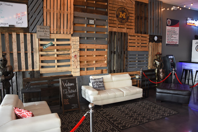 Comentarii opinii despre TJ's Hatchet Hangout