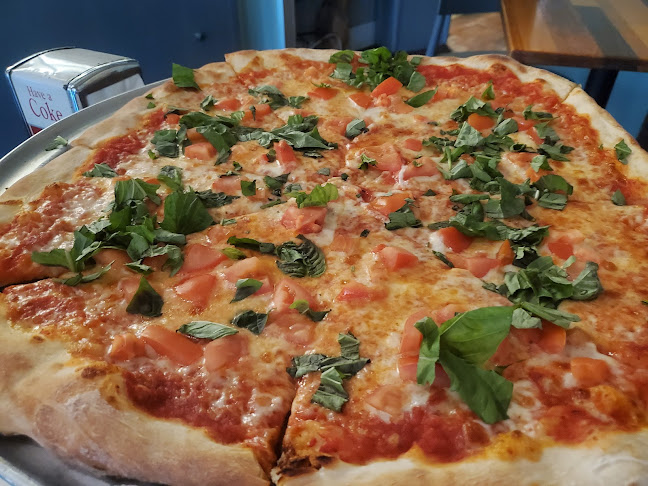 Opinii despre Vito's Pizza în Los Angeles - Hospitality and gastronomy