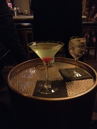 Long Beach Unified Bar & Lounge - Hospitality and gastronomy