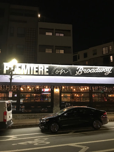 Comentarii opinii despre Premiere on Broadway