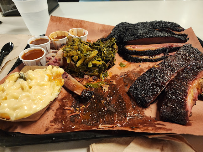 Lewis Barbecue Greenville - Hospitality and gastronomy
