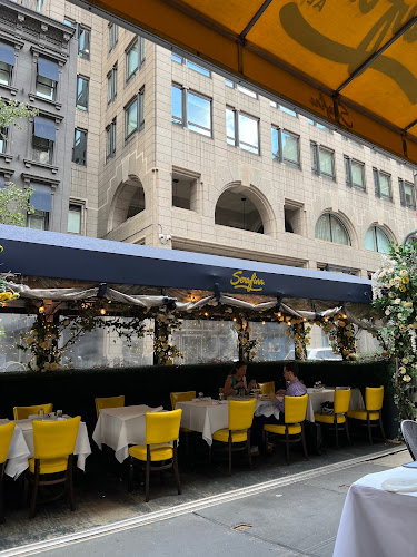 33 E 61st St, New York, NY 10065, United States