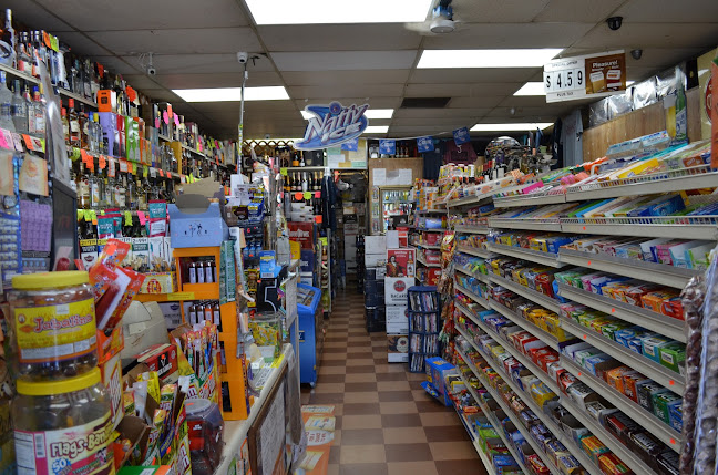 Reviews of Arnele Market Liquor in San Diego - Hospitality and gastronomy