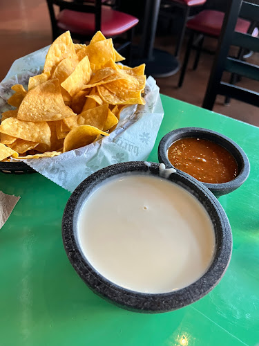 barrio-tacos.com