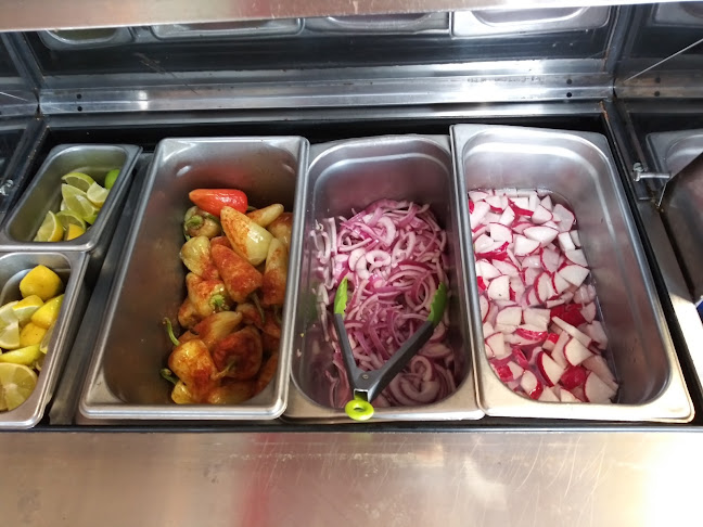 Comments and reviews of Mar y Tierra Tacos Fish