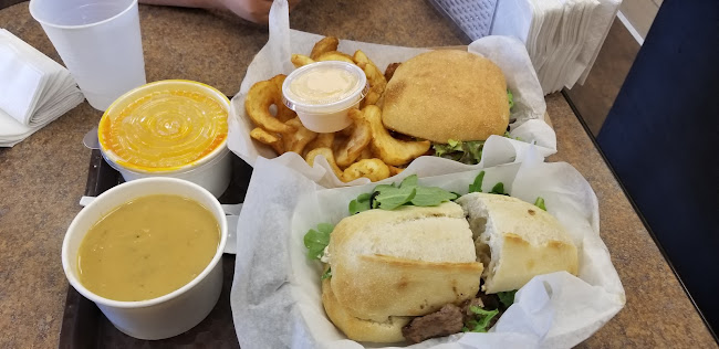 Better Than Mama's - Hospitality and gastronomy