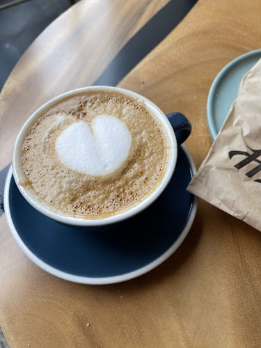 Canary Coffee Bar - Milwaukee