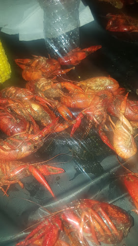 Happy Crawfish - Hospitality and gastronomy