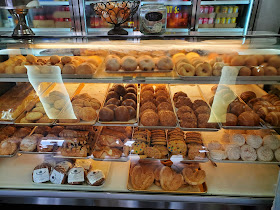 Café Colombia Restaurant & Bakery