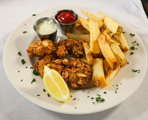 Reviews of Paula's On Main in Fort Wayne - Hospitality and gastronomy