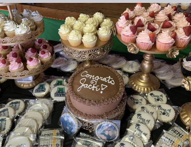 Love Bites Bakery - Utica