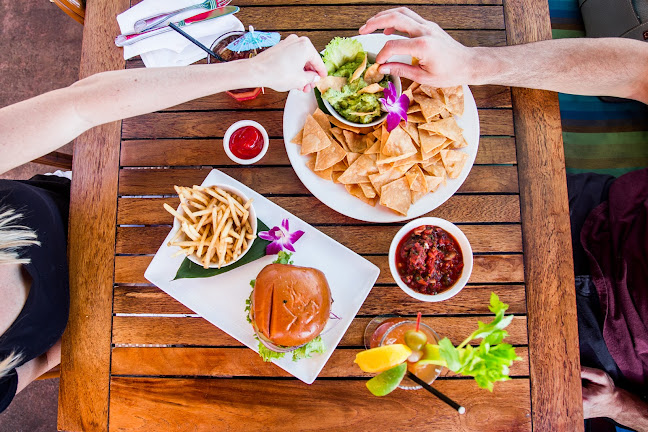 Harpoon Henry's Seafood Restaurant - Hospitality and gastronomy