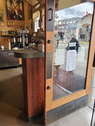 Comentarii opinii despre Cheese Board Collective Bakery and Cheese Shop