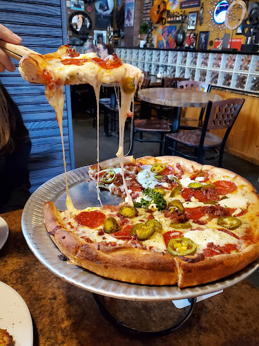 20251 Lake Rd, Rocky River, OH 44116