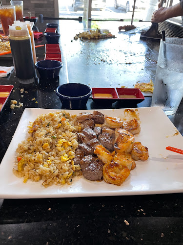 Comentarii opinii despre Sakura Sushi & Steak & Hot Pot