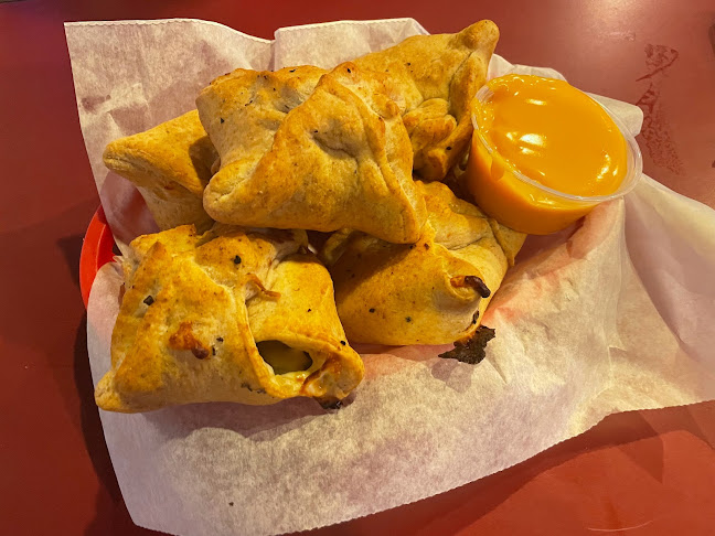 Comments and reviews of Twiggy’s One Headlight Pub