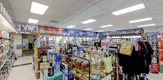 Elk Grove Discount Wine & Liquor - Hospitality and gastronomy