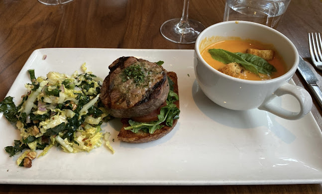 Nick's Del Mar - Hospitality and gastronomy