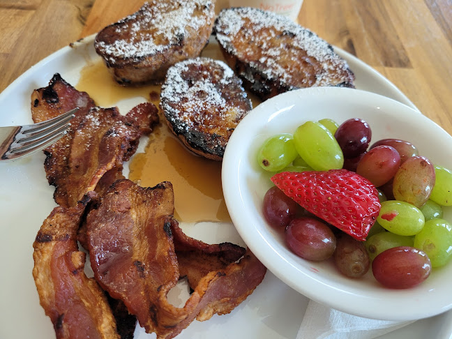 Opinii despre Hometown Fare în Hoover - Hospitality and gastronomy