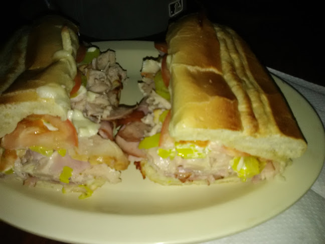 Comentarii opinii despre Sam's Pizza And Mr. B's Bar