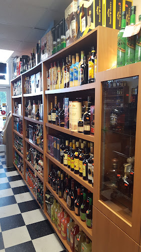Opinii despre Mayda's Liquor în Hialeah - Hospitality and gastronomy