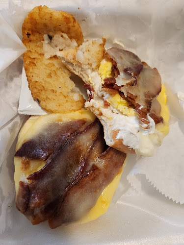 Reviews of Bagel Bagel in Tallahassee - Hospitality and gastronomy