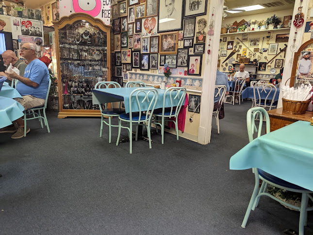 Bluebonnet Cafe - Hospitality and gastronomy