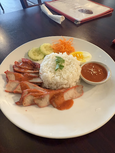 Mai Thai and sushi - Skokie