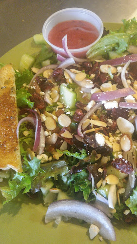 Comments and reviews of Monterey Cafe