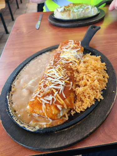 El Super Burrito & Lupita's - Cedar Rapids
