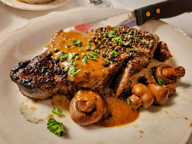 Comentarii opinii despre Hobnob Restaurant