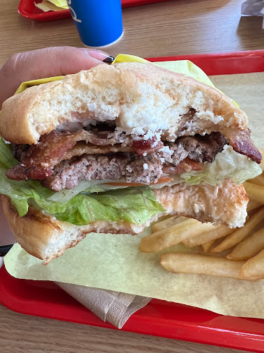 Opinii despre Olympus Burger în Taylorsville - Hospitality and gastronomy