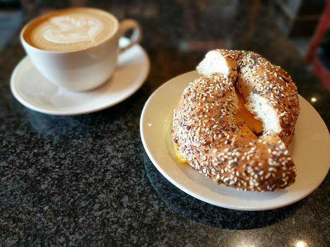 Opinii despre Simon's Coffee Shop în Cambridge - Hospitality and gastronomy