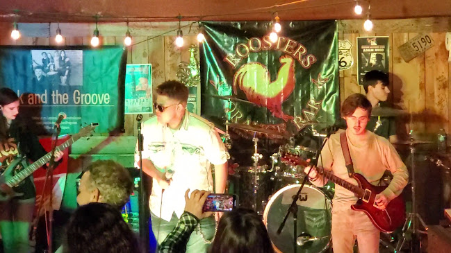 Opinii despre Roosters Orange Bar în Texas City - Hospitality and gastronomy