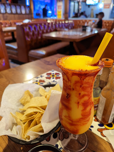 Mariscos El Pescado Loco Restaurant - Hospitality and gastronomy