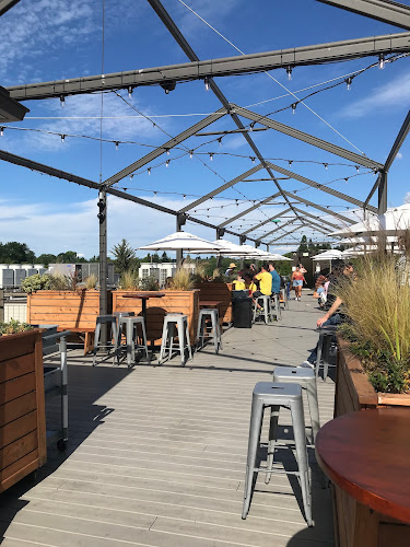 1300 SE Stark St #110, Portland, OR 97214