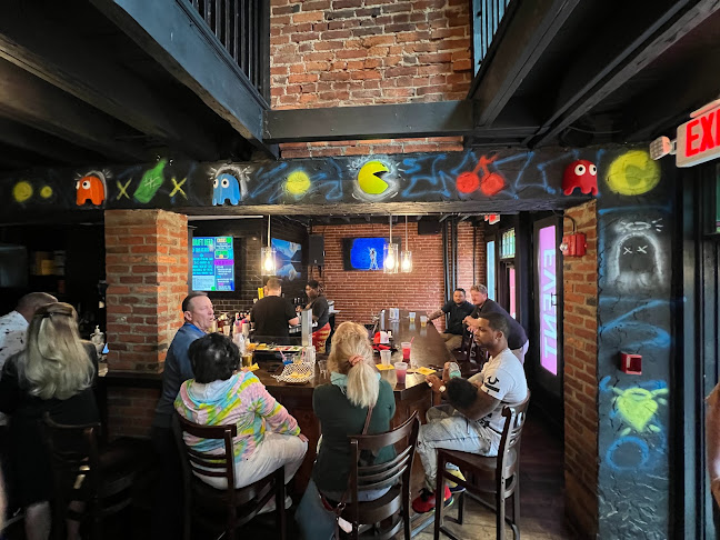 Comentarii opinii despre GameOn Bar+Arcade Fed Hill