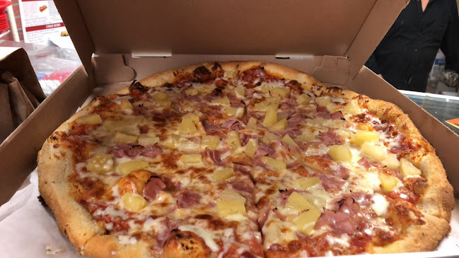 Little Italy Pizzeria & Deli