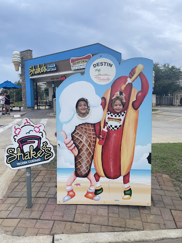 Shake's Frozen Custard - Hospitality and gastronomy