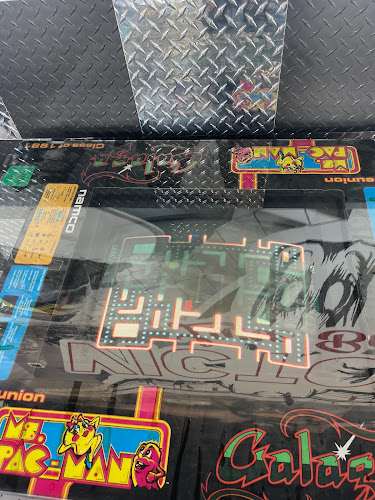 Comentarii opinii despre Victory Lane Bar