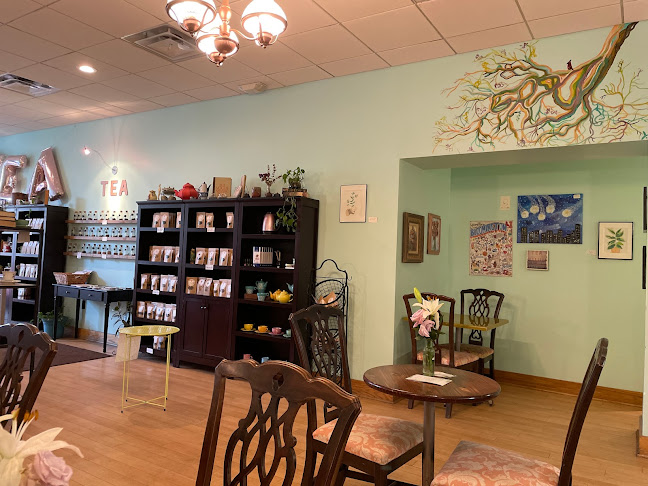 Cup & Kettle Tea - Bloomington