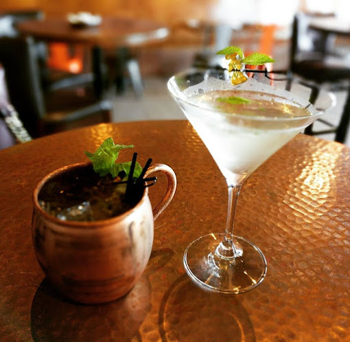 Reviews of Thai by Day in Edmonds - Hospitality and gastronomy