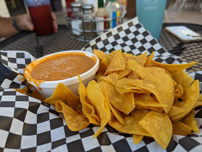 Off The Hook Fish Grill - Hospitality and gastronomy