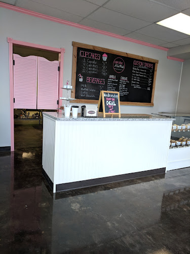 Opinii despre Cupcake a La Mode în Lee's Summit - Hospitality and gastronomy