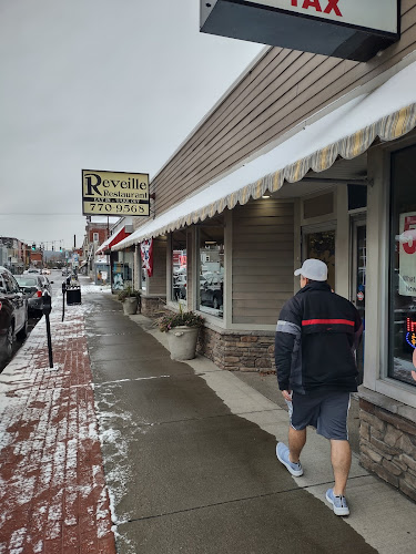 Reveille Restaurant - Hospitality and gastronomy