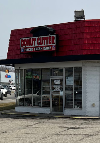 Donut Cutter - Royal Oak