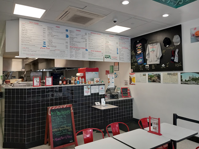 Walter's Hot Dogs - White Plains