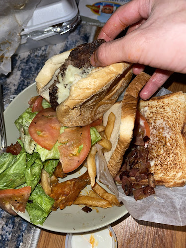 Opinii despre New Haven Pizza în New Haven - Hospitality and gastronomy