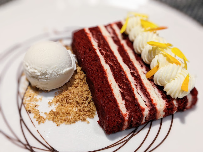 M bistro Restaurant - Hospitality and gastronomy